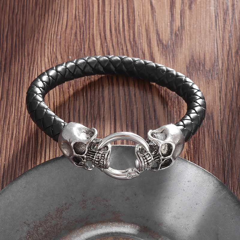 Gothic Double Skull Black Gevl - Gothic Skull Ring recensie en prijs