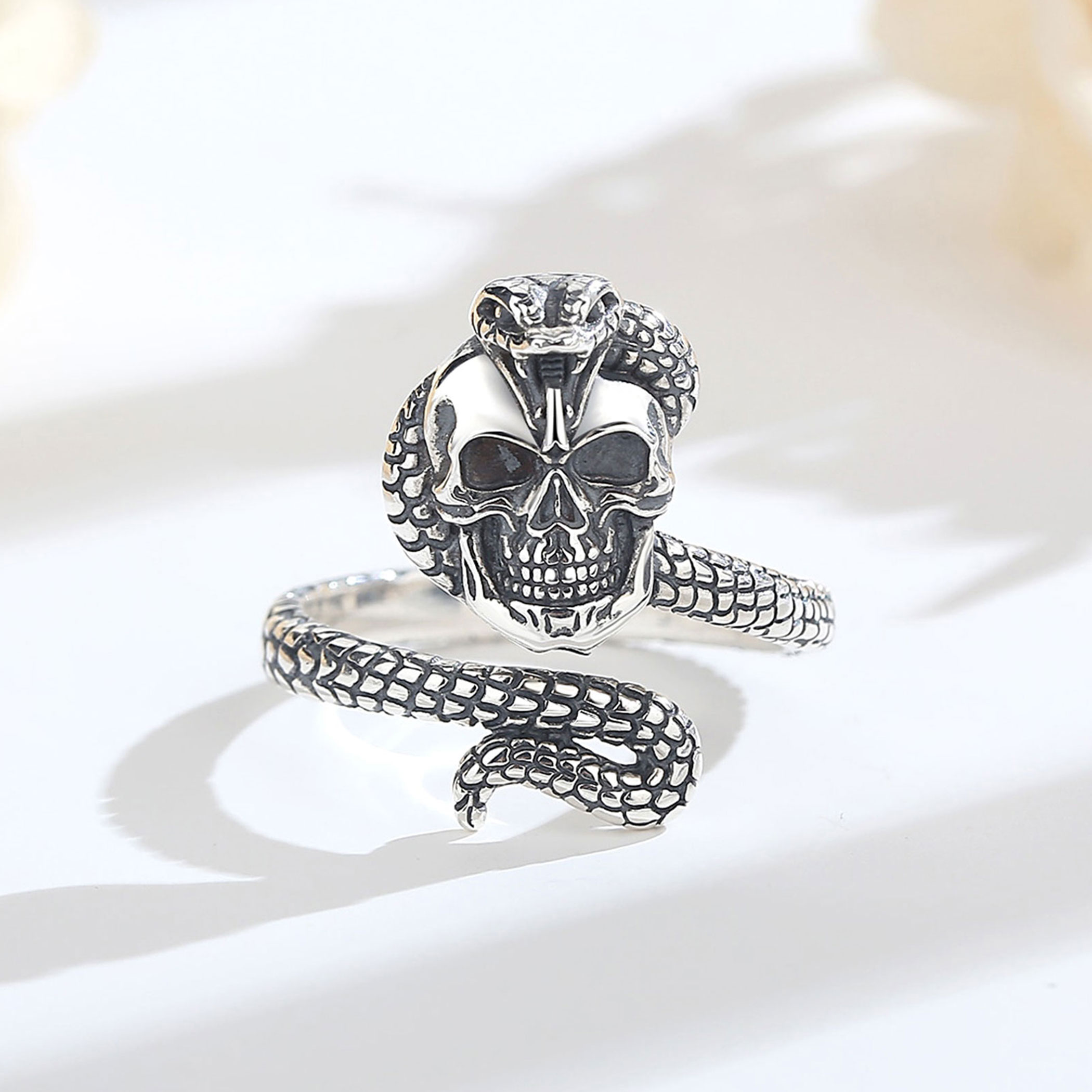 Eudora 925 Sterling Silver Sna - Gothic Skull Ring recensie en prijs