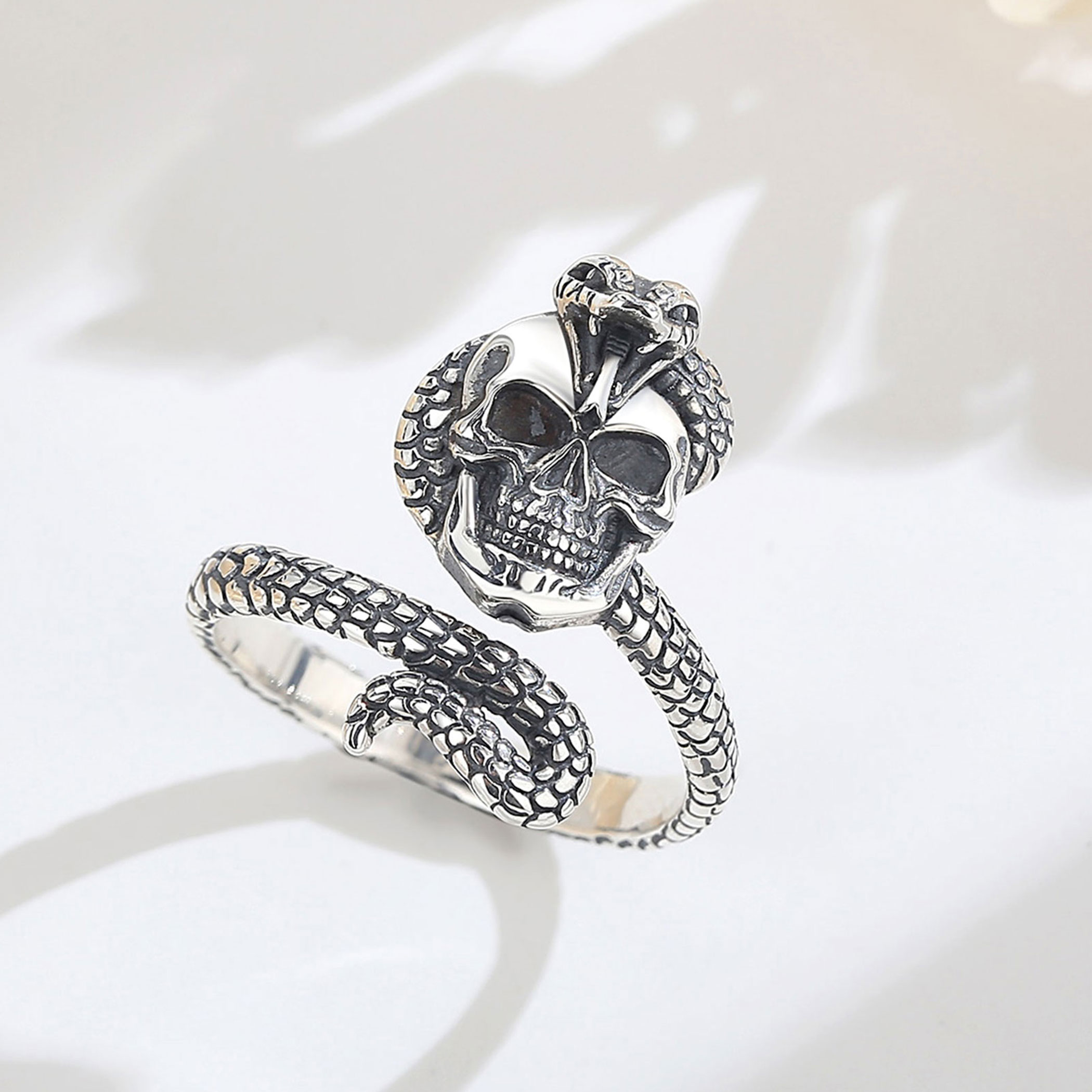 Eudora 925 Sterling Silver Sna - Gothic Skull Ring recensie en prijs