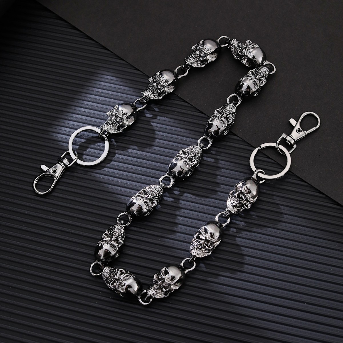 Schedel sleutelhanger portemon - Gothic Skull Ring recensie en prijs