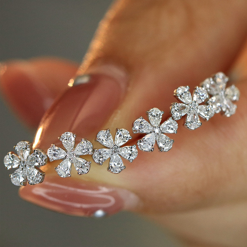 Aazuo Fijne Sieraden 18K Origi - Diamond Stud Earrings recensie en prijs